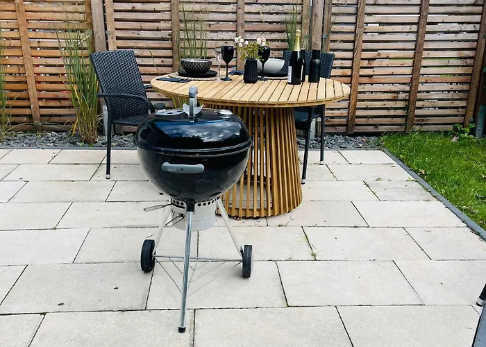 Tiny House - Terrasse - Garten - Wlan - Netflix - Ebikes - Parkmoeglichkeiten