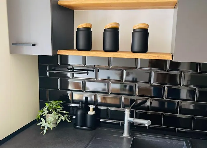 Tiny House - Terrasse - Garten - Wlan - Netflix - Ebikes - Parkmoeglichkeiten